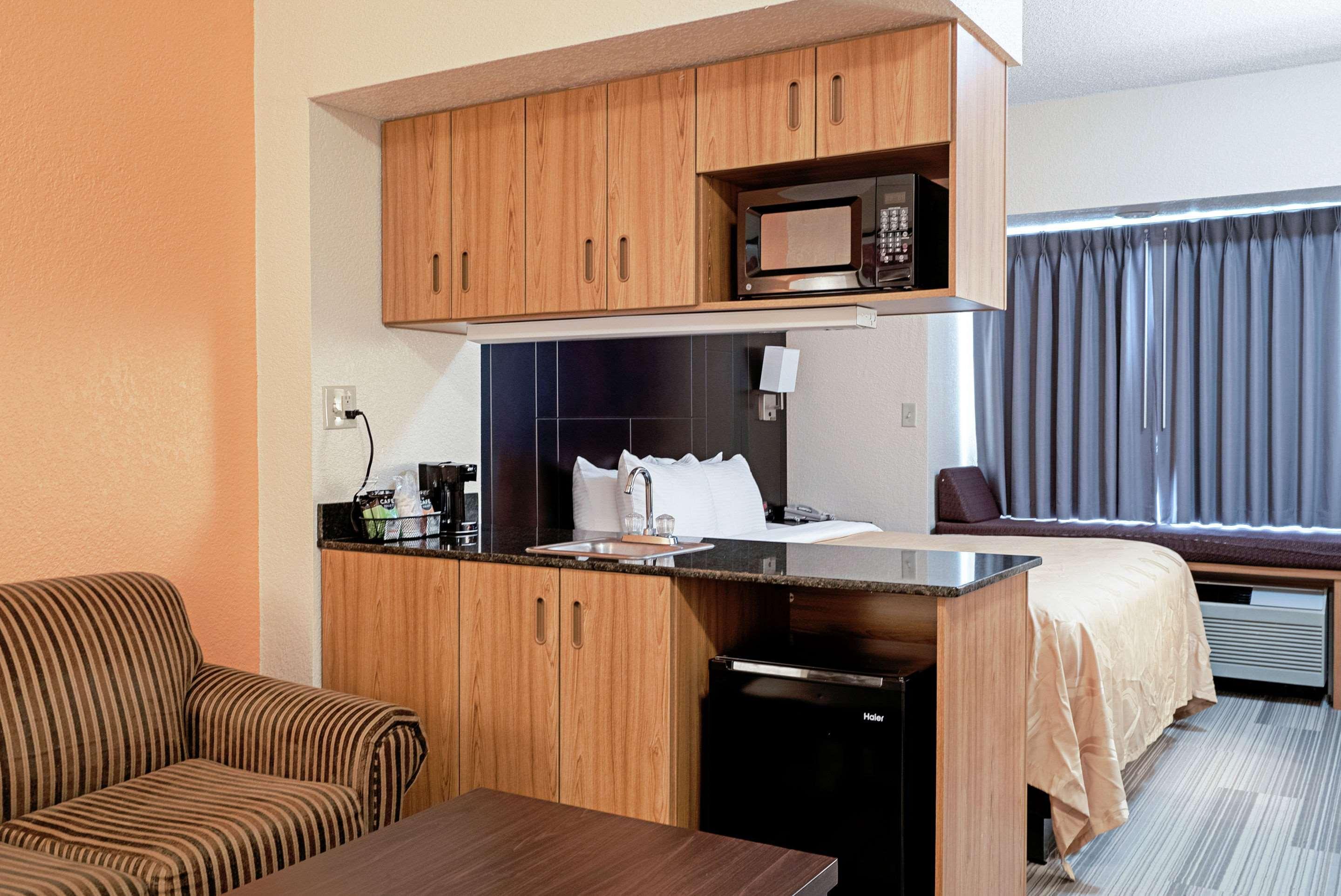 Quality Inn & Suites Robbinsville Zewnętrze zdjęcie