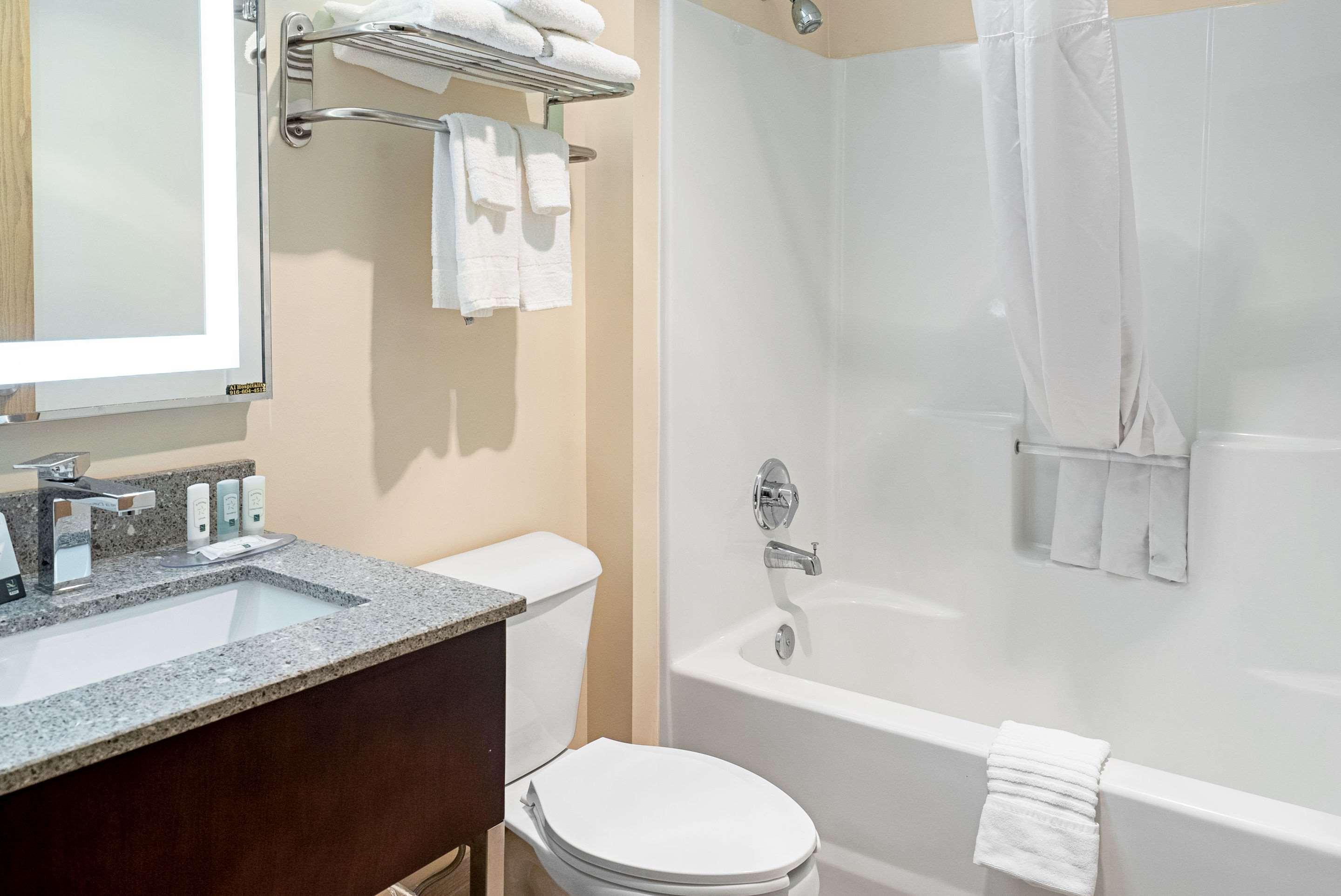 Quality Inn & Suites Robbinsville Zewnętrze zdjęcie