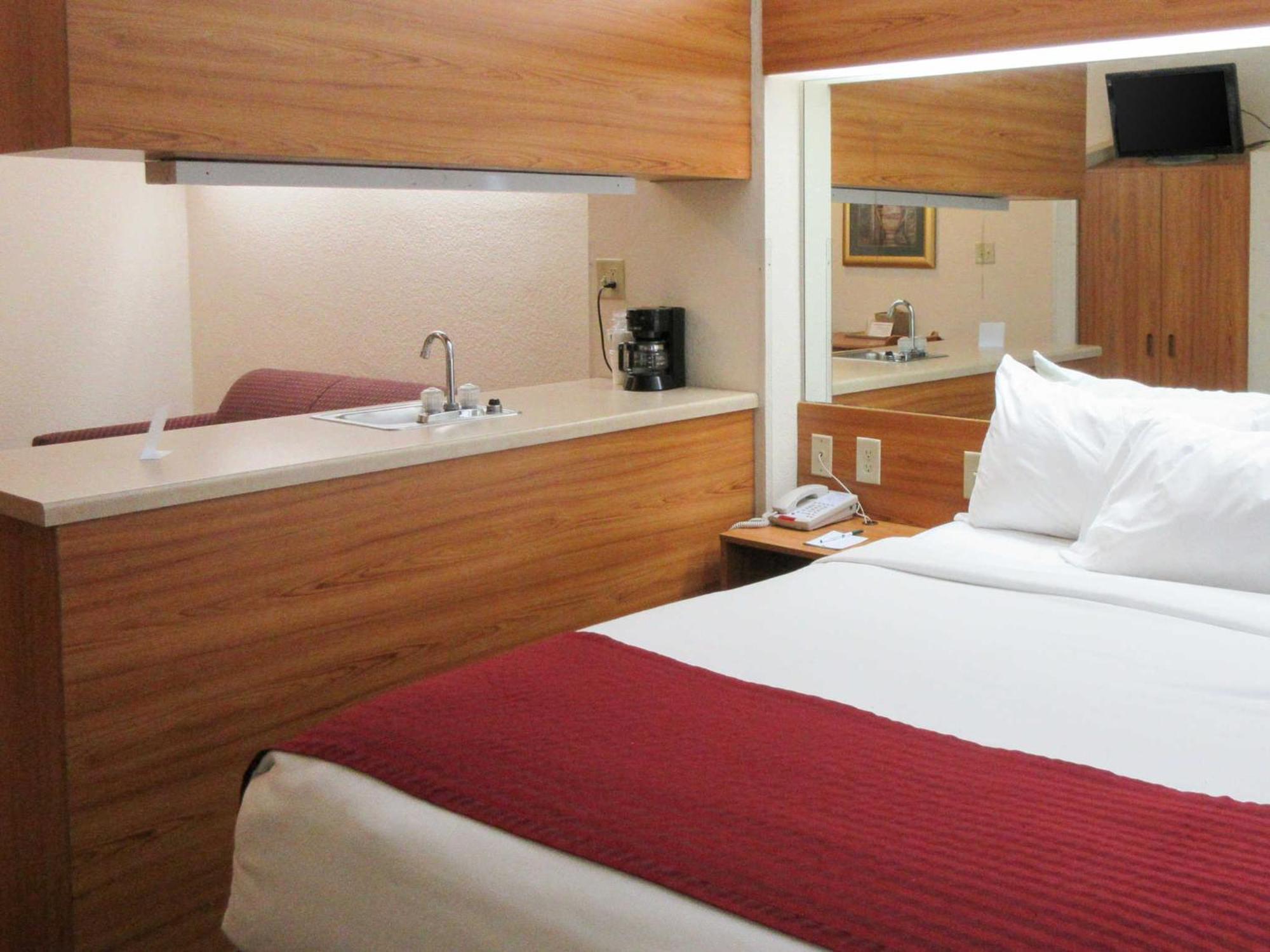 Quality Inn & Suites Robbinsville Zewnętrze zdjęcie